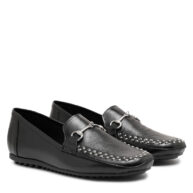 Mocasin negro con tachitas RALLYS